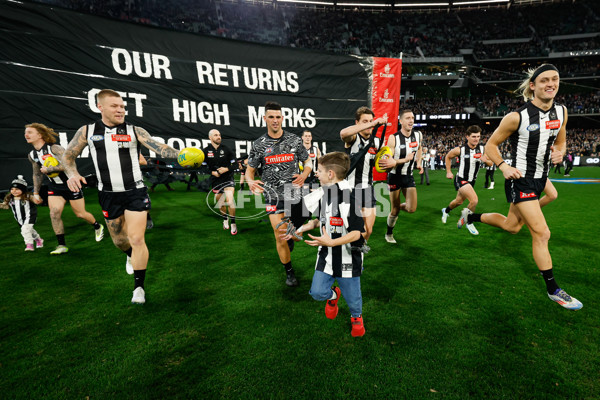 AFL 2024 Round 21 - Collingwood v Carlton - A-52491143