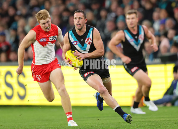 AFL 2024 Round 21 - Port Adelaide v Sydney - A-52491205