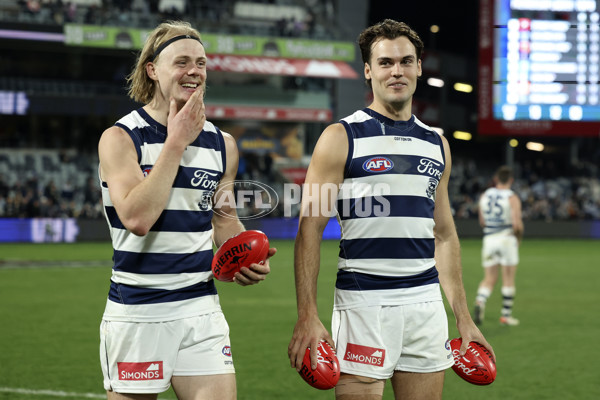 AFL 2024 Round 21 - Geelong v Adelaide - A-52492793