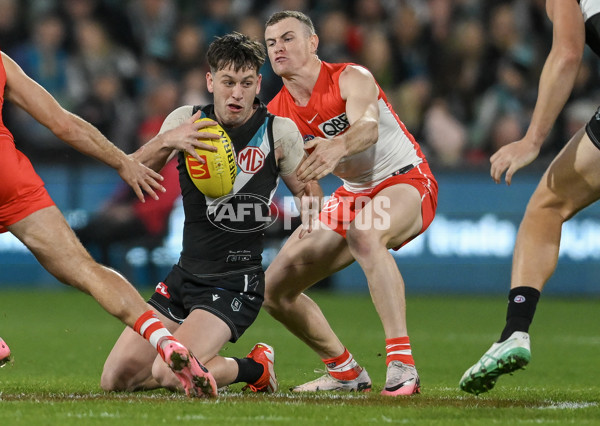 AFL 2024 Round 21 - Port Adelaide v Sydney - A-52492795