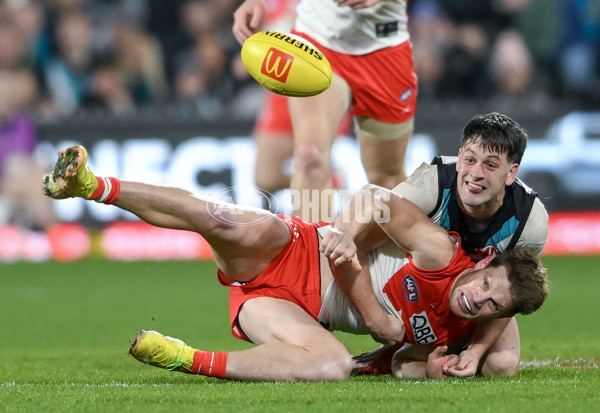 AFL 2024 Round 21 - Port Adelaide v Sydney - A-52495774