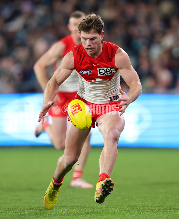 AFL 2024 Round 21 - Port Adelaide v Sydney - A-52495806