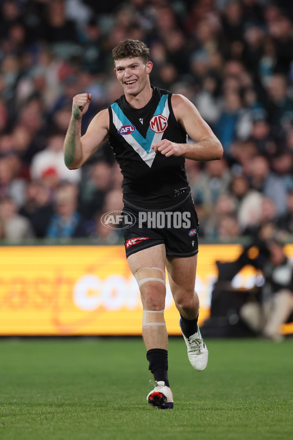 AFL 2024 Round 21 - Port Adelaide v Sydney - A-52495901