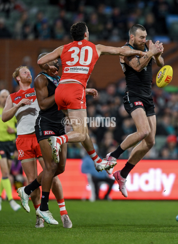 AFL 2024 Round 21 - Port Adelaide v Sydney - A-52498706