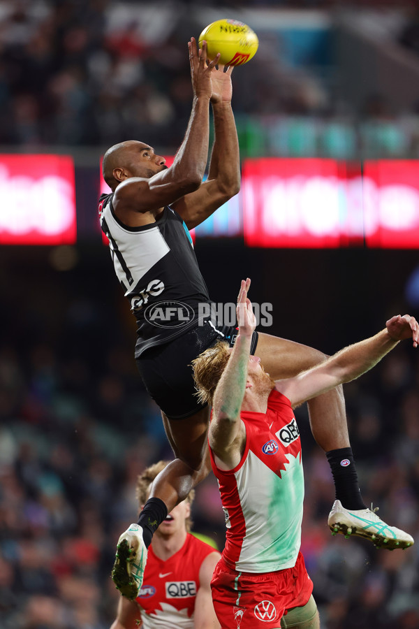 AFL 2024 Round 21 - Port Adelaide v Sydney - A-52498753