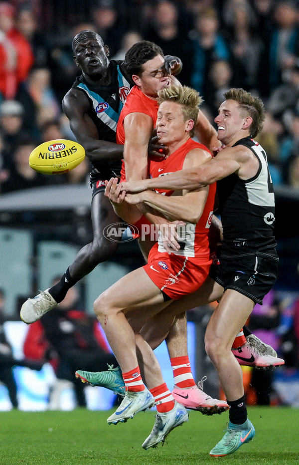 AFL 2024 Round 21 - Port Adelaide v Sydney - A-52500723