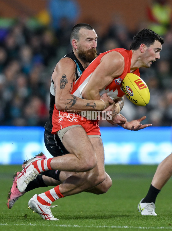 AFL 2024 Round 21 - Port Adelaide v Sydney - A-52500730
