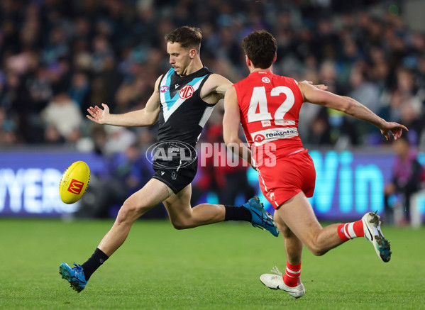 AFL 2024 Round 21 - Port Adelaide v Sydney - A-52500764