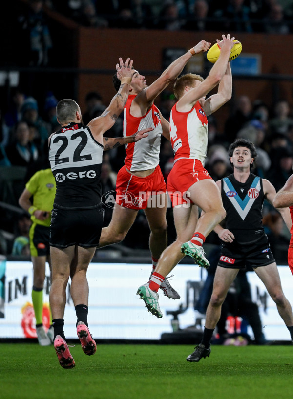 AFL 2024 Round 21 - Port Adelaide v Sydney - A-52501129