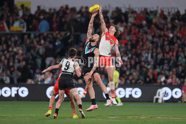 AFL 2024 Round 21 - Port Adelaide v Sydney - A-52501148