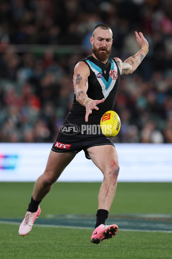 AFL 2024 Round 21 - Port Adelaide v Sydney - A-52506366