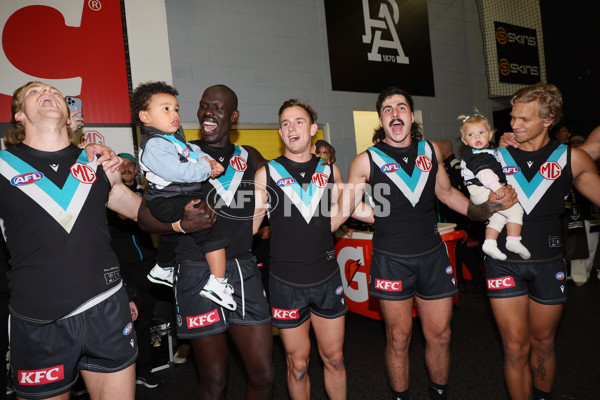 AFL 2024 Round 21 - Port Adelaide v Sydney - A-52506754