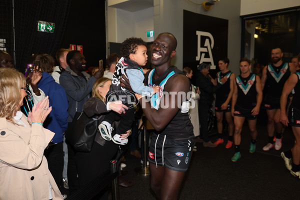 AFL 2024 Round 21 - Port Adelaide v Sydney - A-52506755