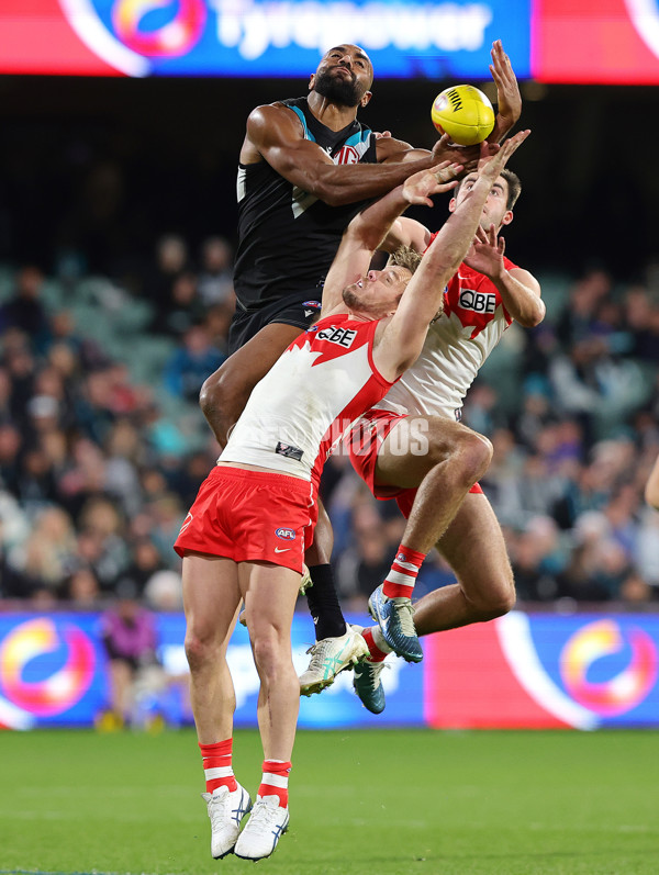 AFL 2024 Round 21 - Port Adelaide v Sydney - A-52514757