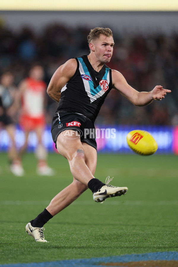 AFL 2024 Round 21 - Port Adelaide v Sydney - A-52514760