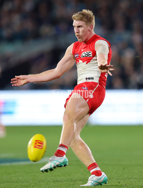 AFL 2024 Round 21 - Port Adelaide v Sydney - A-52514781