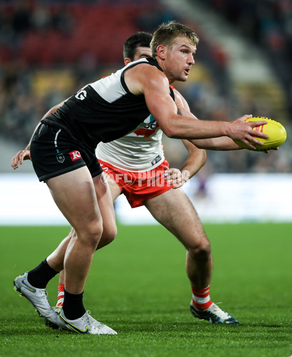 AFL 2024 Round 21 - Port Adelaide v Sydney - A-52514824