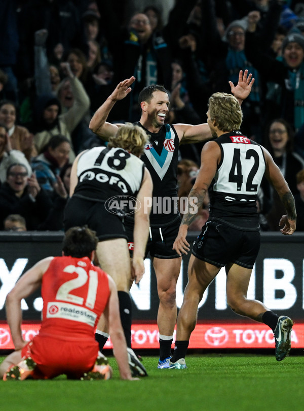 AFL 2024 Round 21 - Port Adelaide v Sydney - A-52514829
