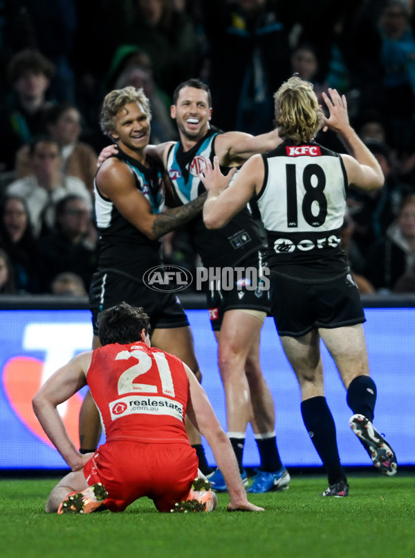 AFL 2024 Round 21 - Port Adelaide v Sydney - A-52516973