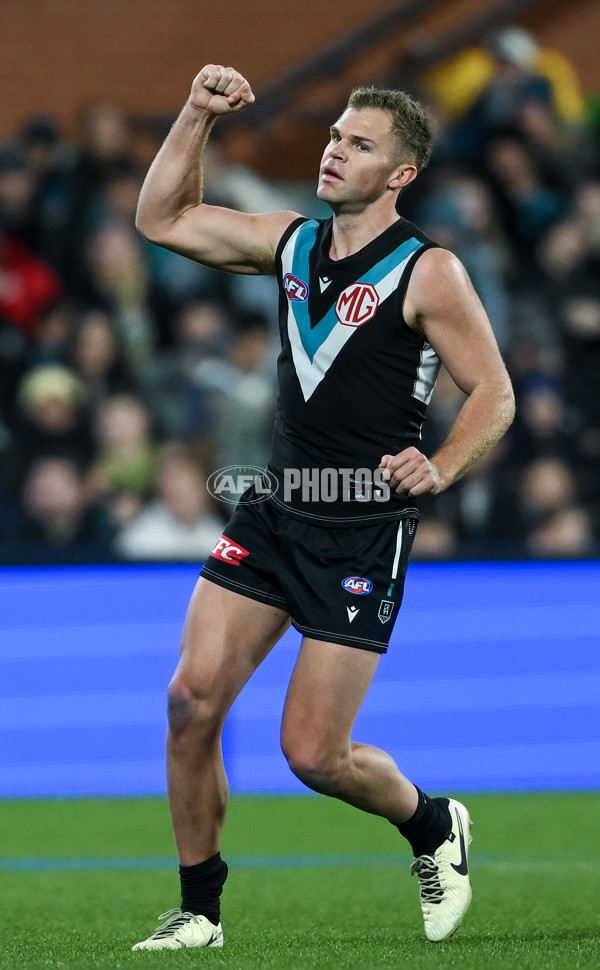 AFL 2024 Round 21 - Port Adelaide v Sydney - A-52516976