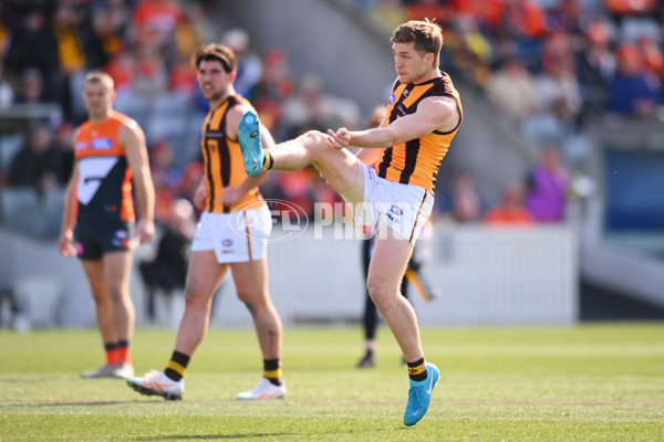 AFL 2024 Round 21 - GWS v Hawthorn - A-52517065