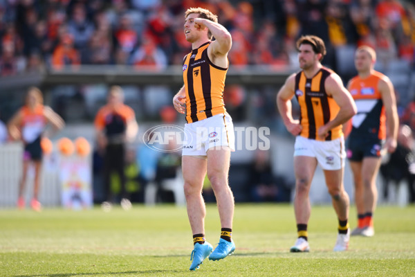 AFL 2024 Round 21 - GWS v Hawthorn - A-52517066
