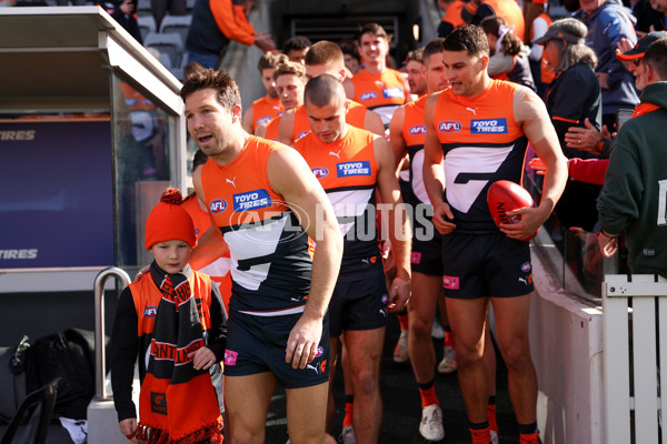 AFL 2024 Round 21 - GWS v Hawthorn - A-52517740