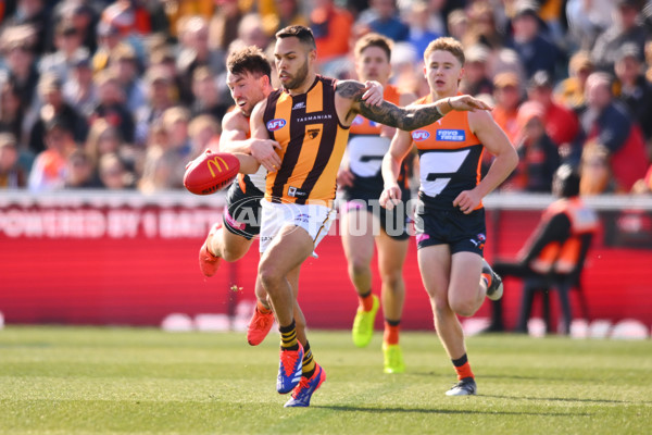 AFL 2024 Round 21 - GWS v Hawthorn - A-52517741