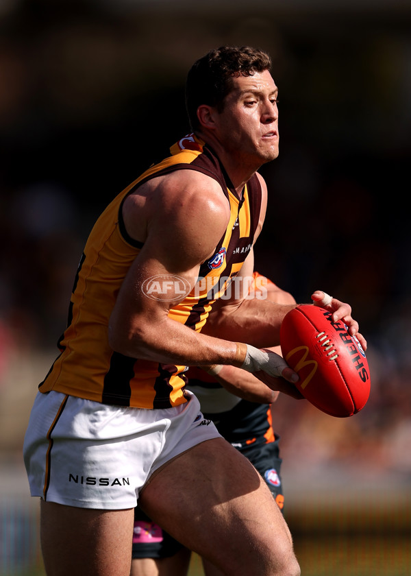 AFL 2024 Round 21 - GWS v Hawthorn - A-52519733