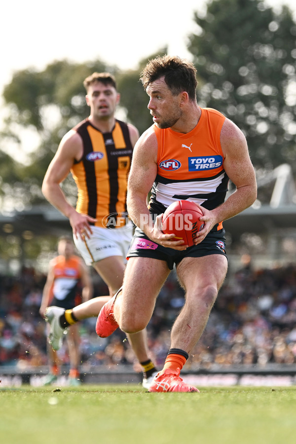 AFL 2024 Round 21 - GWS v Hawthorn - A-52520418