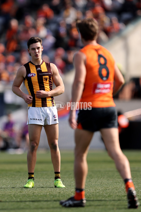 AFL 2024 Round 21 - GWS v Hawthorn - A-52520425