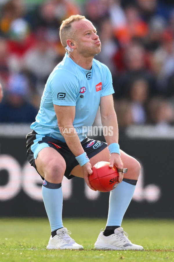 AFL 2024 Round 21 - GWS v Hawthorn - A-52520455