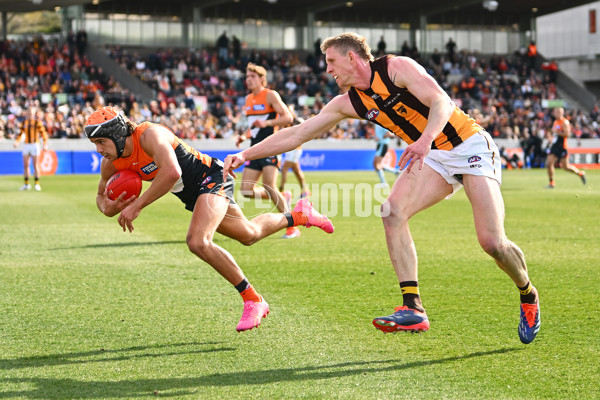 AFL 2024 Round 21 - GWS v Hawthorn - A-52520457