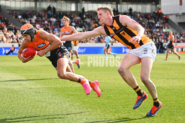 AFL 2024 Round 21 - GWS v Hawthorn - A-52520459