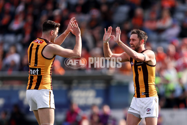 AFL 2024 Round 21 - GWS v Hawthorn - A-52520487