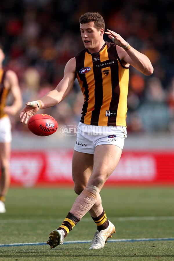 AFL 2024 Round 21 - GWS v Hawthorn - A-52522627