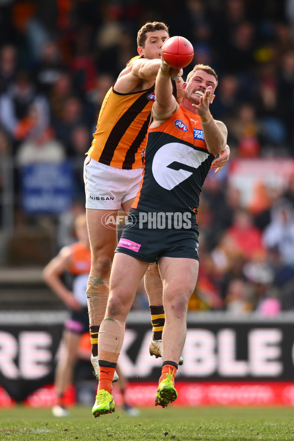 AFL 2024 Round 21 - GWS v Hawthorn - A-52522678