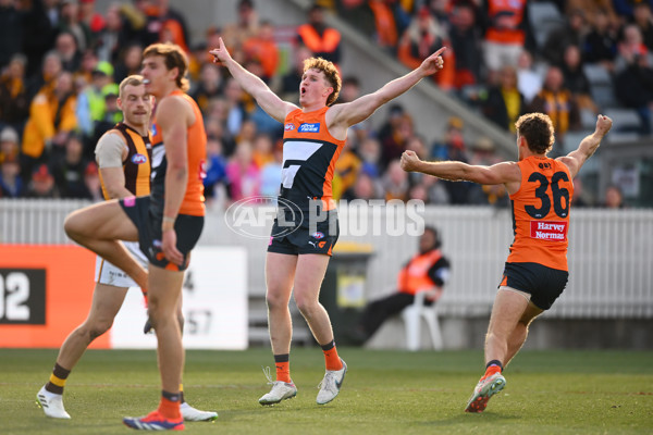 AFL 2024 Round 21 - GWS v Hawthorn - A-52527179