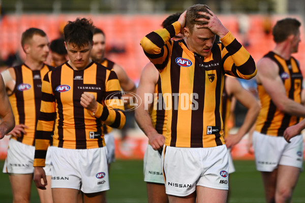 AFL 2024 Round 21 - GWS v Hawthorn - A-52527265