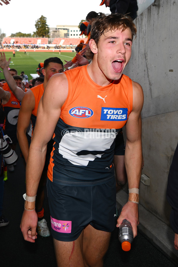 AFL 2024 Round 21 - GWS v Hawthorn - A-52529500