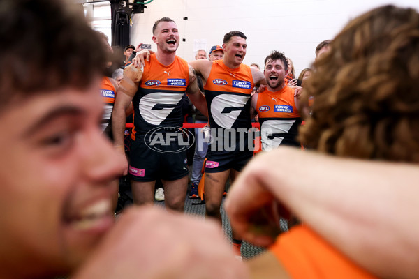 AFL 2024 Round 21 - GWS v Hawthorn - A-52529551