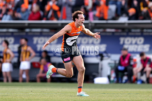 AFL 2024 Round 21 - GWS v Hawthorn - A-52531528