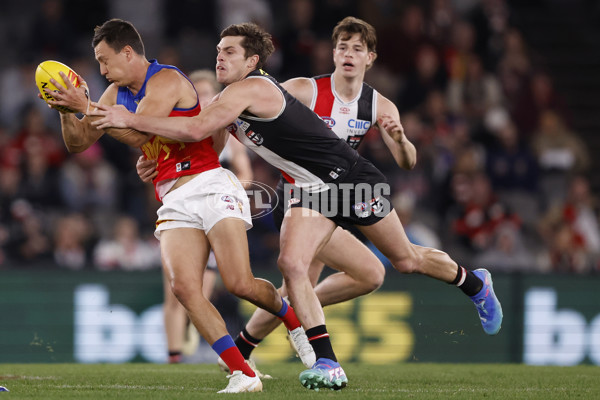 AFL 2024 Round 21 - St Kilda v Brisbane - A-52531600