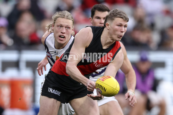 AFL 2024 Round 21 - Essendon v Fremantle - A-52531611