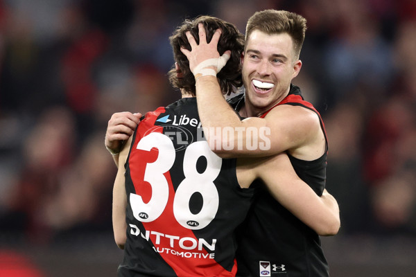 AFL 2024 Round 21 - Essendon v Fremantle - A-52538470