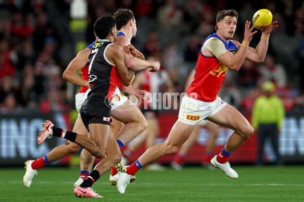 AFL 2024 Round 21 - St Kilda v Brisbane - A-52540615