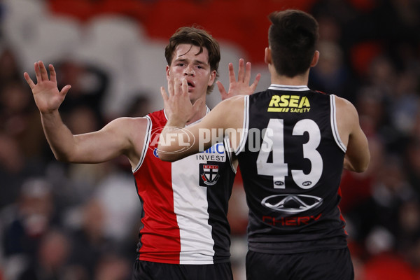 AFL 2024 Round 21 - St Kilda v Brisbane - A-52541117