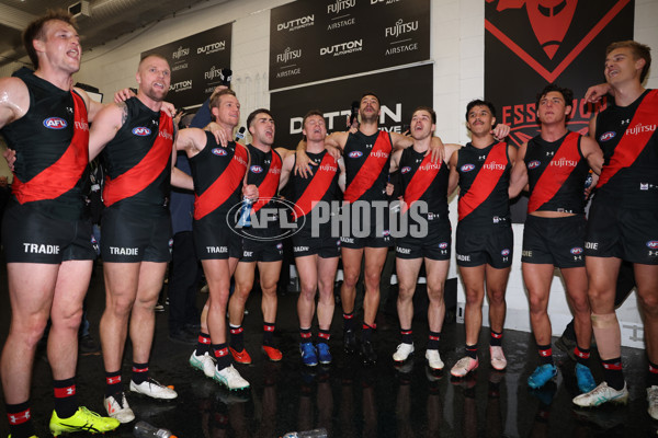 AFL 2024 Round 21 - Essendon v Fremantle - A-52541193