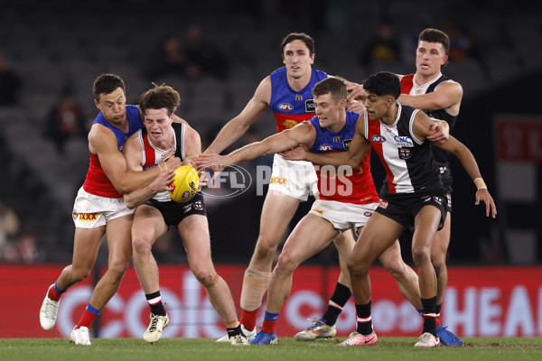 AFL 2024 Round 21 - St Kilda v Brisbane - A-52550221