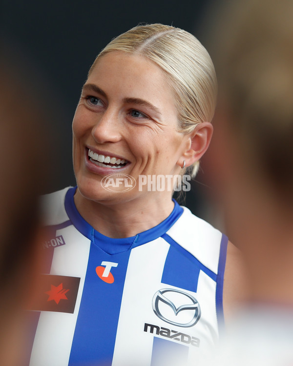 AFLW 2024 Media - North Melbourne Team Photo Day - A-52598933